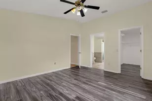 1222 Granada Ct, The Villages, FL 32159 - Photo 4