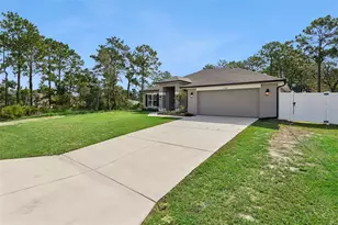 11268 Kodiak Wren Rd, Weeki Wachee, FL 34614 - Photo 2