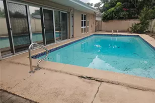 1820 Lombardy Dr, Clearwater, FL 33755 - Photo 16