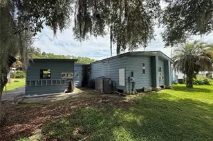 802 Robin Ln, Wildwood, FL 34785 - Photo 2