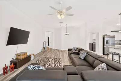2024 McMurtrie Loop, The Villages, FL 34762 - Photo 8