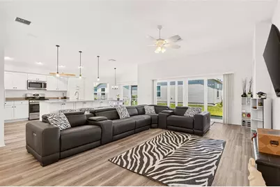 2024 McMurtrie Loop, The Villages, FL 34762 - Photo 4