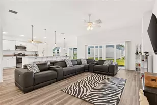 2024 McMurtrie Loop, The Villages, FL 34762 - Photo 4