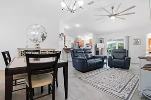 843 Clifford Ct, The Villages, FL 32163 - Photo 8