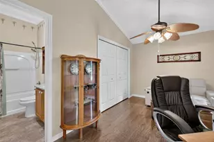 7610 SE 171st Horseshoe Ln, The Villages, FL 32162 - Photo 18