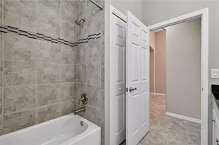 8356 Bridgeport Bay Cir, Mount Dora, FL 32757 - Photo 30