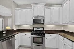 8356 Bridgeport Bay Cir, Mount Dora, FL 32757 - Photo 16