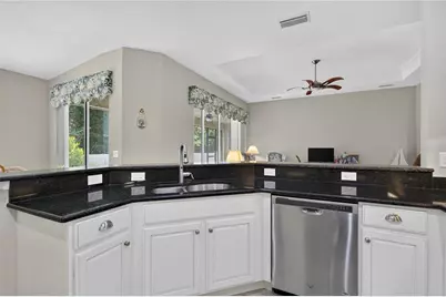 8356 Bridgeport Bay Circle, Mount Dora, FL 32757 - Photo 18