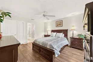 16947 SE 93rd Cuthbert Cir, The Villages, FL 32162 - Photo 20