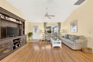 16947 SE 93rd Cuthbert Cir, The Villages, FL 32162 - Photo 8