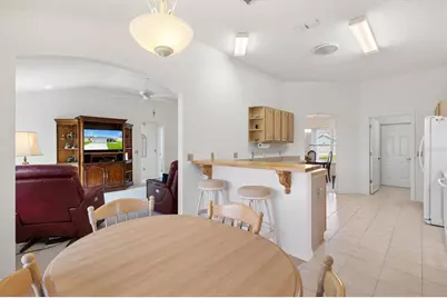 811 San Salvador Drive, The Villages, FL 32159 - Photo 14