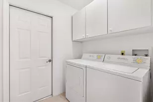 811 San Salvador Dr, The Villages, FL 32159 - Photo 24