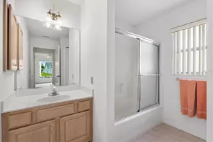 811 San Salvador Dr, The Villages, FL 32159 - Photo 22