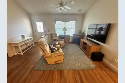 1515 Baylor Place, The Villages, FL 32162 - Photo 4