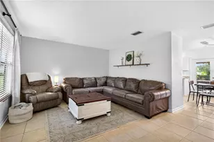 30832 Ridgeview Ave, Mount Plymouth, FL 32776 - Photo 4