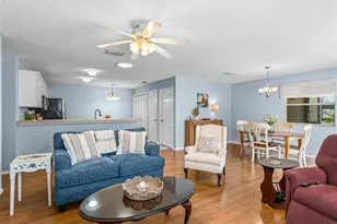 973 York Terrace, The Villages, FL 32162 - Photo 18