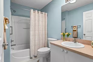973 York Terrace, The Villages, FL 32162 - Photo 36
