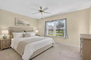 25333 River Crest Dr, Leesburg, FL 34748 - Photo 20