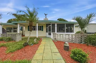 928 Morningview Dr, Tavares, FL 32778 - Photo 2