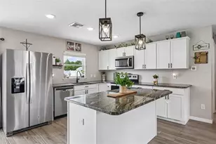 12020 Virginia Dr, Leesburg, FL 34788 - Photo 14