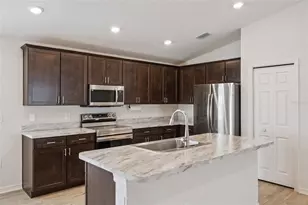 2024 Noble Dr, Davenport, FL 33837 - Photo 8