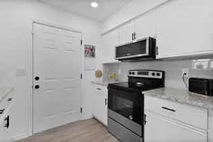 10591 SE 178th St, Summerfield, FL 34491 - Photo 16