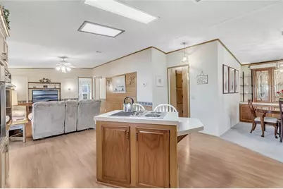 1690 Nassau Circle, Tavares, FL 32778 - Photo 2