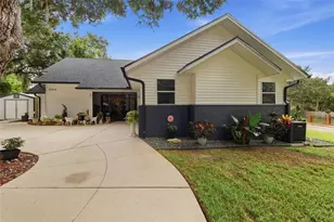 30216 Harris Dr, Leesburg, FL 34748 - Photo 4