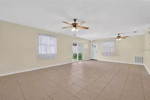483 Hildalgo Dr, The Villages, FL 32159 - Photo 8