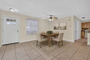 483 Hildalgo Dr, The Villages, FL 32159 - Photo 4