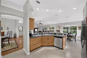 8293 SE 176th Lawson Loop, The Villages, FL 32162 - Photo 24