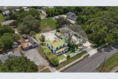 605 S Main Avenue, Minneola, FL 34715 - Photo 2