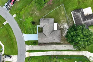 925 Gillingham Ct, Kissimmee, FL 34758 - Photo 42