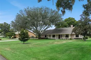 34035 Park Ln, Leesburg, FL 34788 - Photo 2