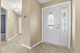 579 Cheraw Pl, The Villages, FL 32162 - Photo 2