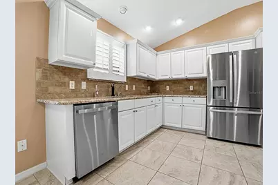 579 Cheraw Place, The Villages, FL 32162 - Photo 10
