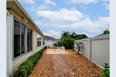 579 Cheraw Place, The Villages, FL 32162 - Photo 30