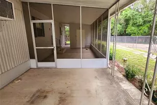 35015 Major Dade, Dade City, FL 33523 - Photo 8
