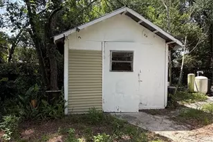 196 Robinhood Dr, Deland, FL 32724 - Photo 12