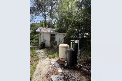 196 Robinhood Drive, Deland, FL 32724 - Photo 16
