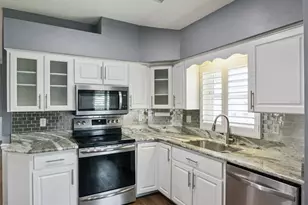 21738 King Richards Way, Leesburg, FL 34748 - Photo 14