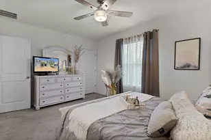 5365 Pinecone Ct, Wildwood, FL 34785 - Photo 28