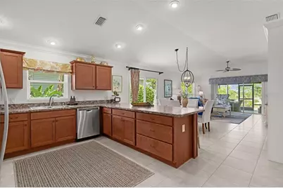 16844 SE 91st Phillips Court, The Villages, FL 32162 - Photo 12