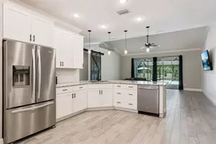 18145 Great Blue Heron Dr, Groveland, FL 34736 - Photo 4