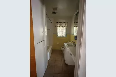 248 S Clayton Street, Mount Dora, FL 32757 - Photo 6