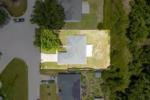 148 Country Lakes Cir, Groveland, FL 34736 - Photo 16