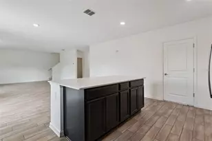 33622 Sky Blossom Cir, Leesburg, FL 34788 - Photo 12