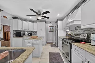 5516 E Harbor Drive, Fruitland Park, FL 34731 - Photo 12