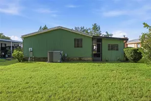 1875 Stacey Dr, Mount Dora, FL 32757 - Photo 34