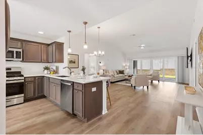 6710 Newell Loop, The Villages, FL 34762 - Photo 6